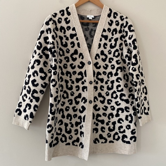J. Jill Leopard Print Button Up Relaxed Fit Soft Cardigan Sweater Size S - Picture 13 of 14